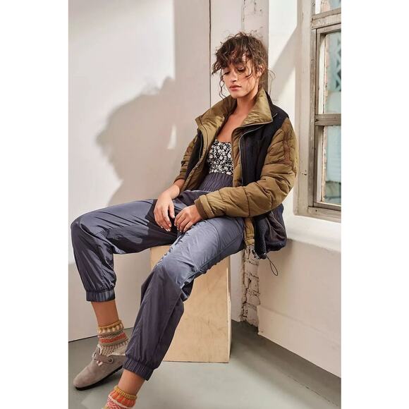 Free People Movement The Way Home Jogger Pull On Pants High Rise in Deep Sea - Picture 2 of 16